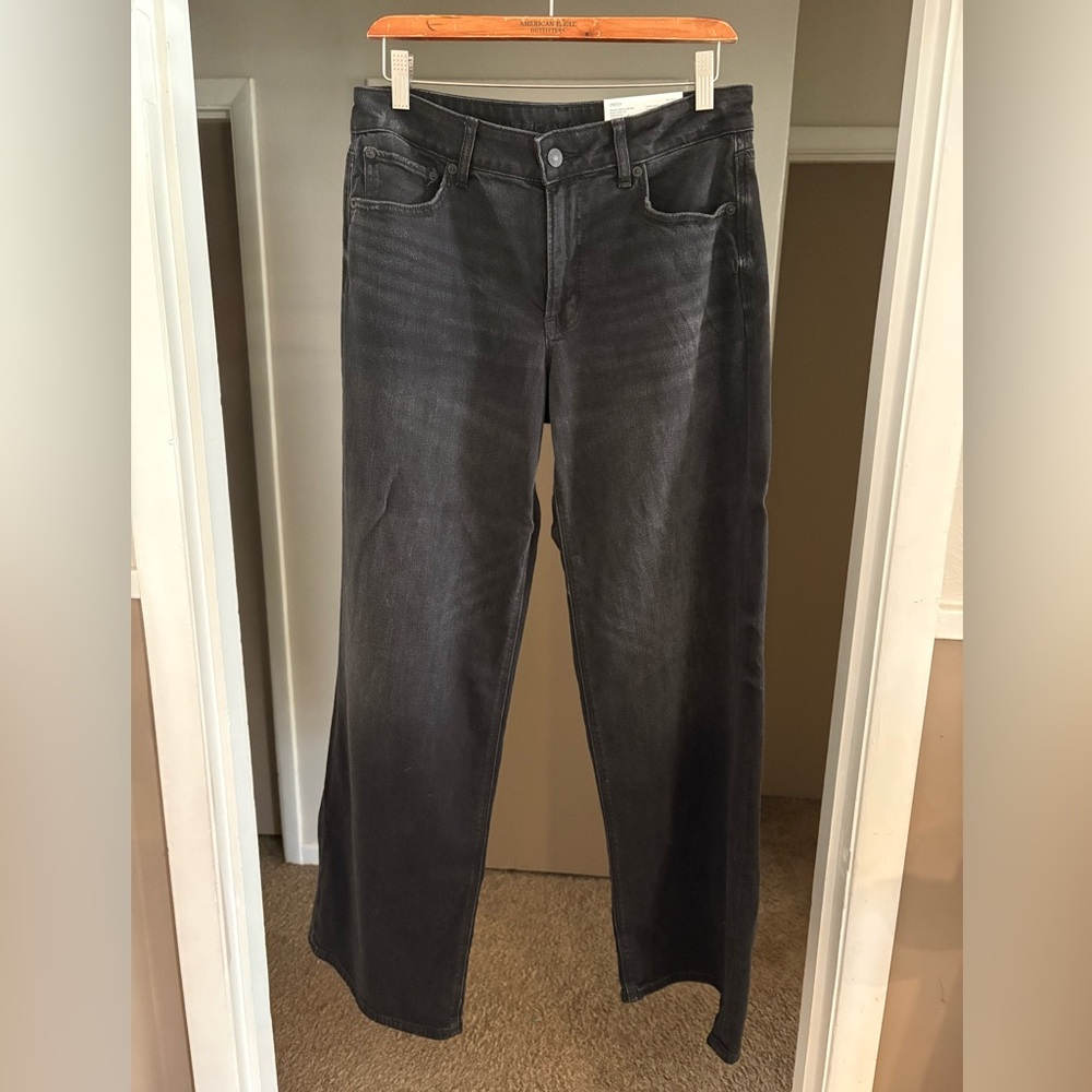 American Eagle Outfitters Baggy Jeans